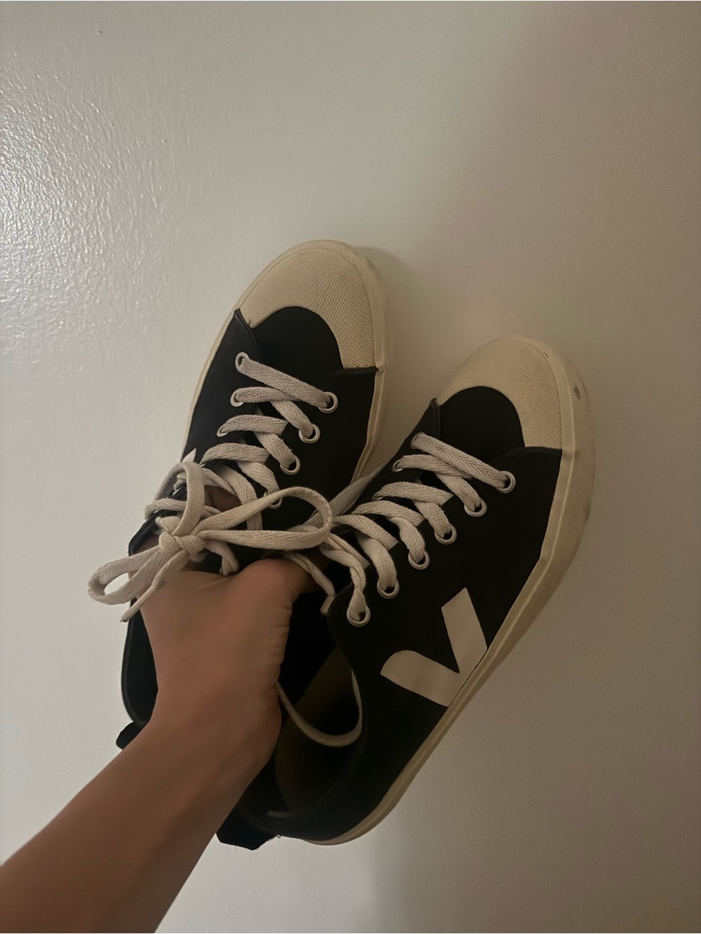 Veja Nova Black & White Canvas Women’s Sneakers size 37